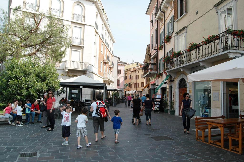 Hotel Desenzano Desenzano del Garda Camera foto