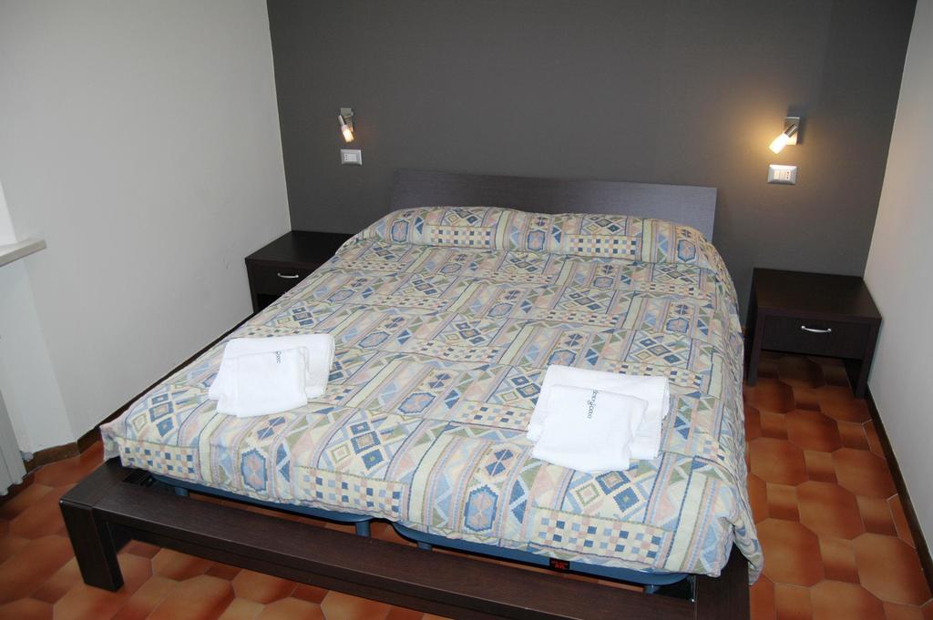 Hotel Desenzano Desenzano del Garda Camera foto